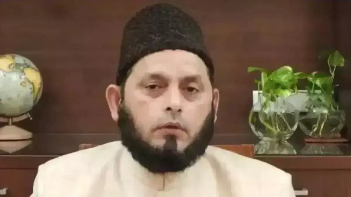 Lucknow: साजिशकर्ताओं को सख्त सजा दिलाने की अपील, हर कोई दुखी है: मौलाना खालिद रशीद फिरंगी महली Lucknow: साजिशकर्ताओं को सख्त सजा दिलाने की अपील, हर कोई दुखी है: मौलाना खालिद रशीद फिरंगी महली