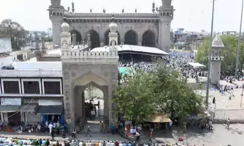Hyderabad: मुसलमानों ने काली पट्टी बांधकर पहलगाम आतंकी हमले का विरोध किया
