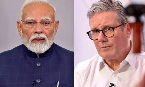 पहलगाम हमला: ब्रिटिश पीएम ने प्रधानमंत्री मोदी को किया फोन, कहा- भारत के लोगों के साथ खड़ा है यूके पहलगाम हमला: ब्रिटिश पीएम ने प्रधानमंत्री मोदी को किया फोन, कहा- भारत के लोगों के साथ खड़ा है यूके