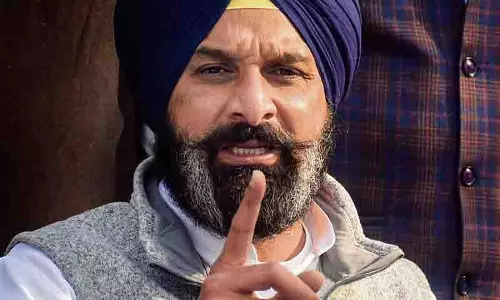 SC ने ड्रग मामले में SAD नेता बिक्रम मजीठिया की जमानत के खिलाफ पंजाब सरकार की याचिका खारिज की