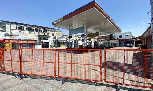 पहलगाम आतंकी हमले के विरोध में Hoshiarpur की दुकानें बंद