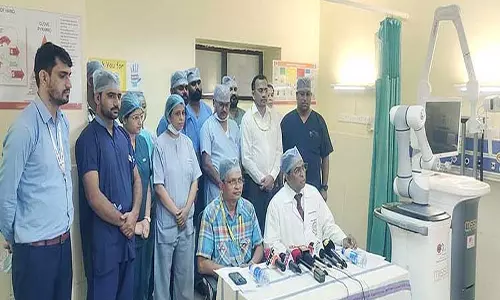 ऑर्थोपेडिक केयर में नई ऊंचाइयां: एम्स भुवनेश्वर ने पहली रोबोटिक घुटना रिप्लेसमेंट सर्जरी की