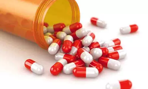FDA ने अनैतिक कार्यों के लिए दो केमिस्टों के लाइसेंस रद्द किए FDA ने अनैतिक कार्यों के लिए दो केमिस्टों के लाइसेंस रद्द किए