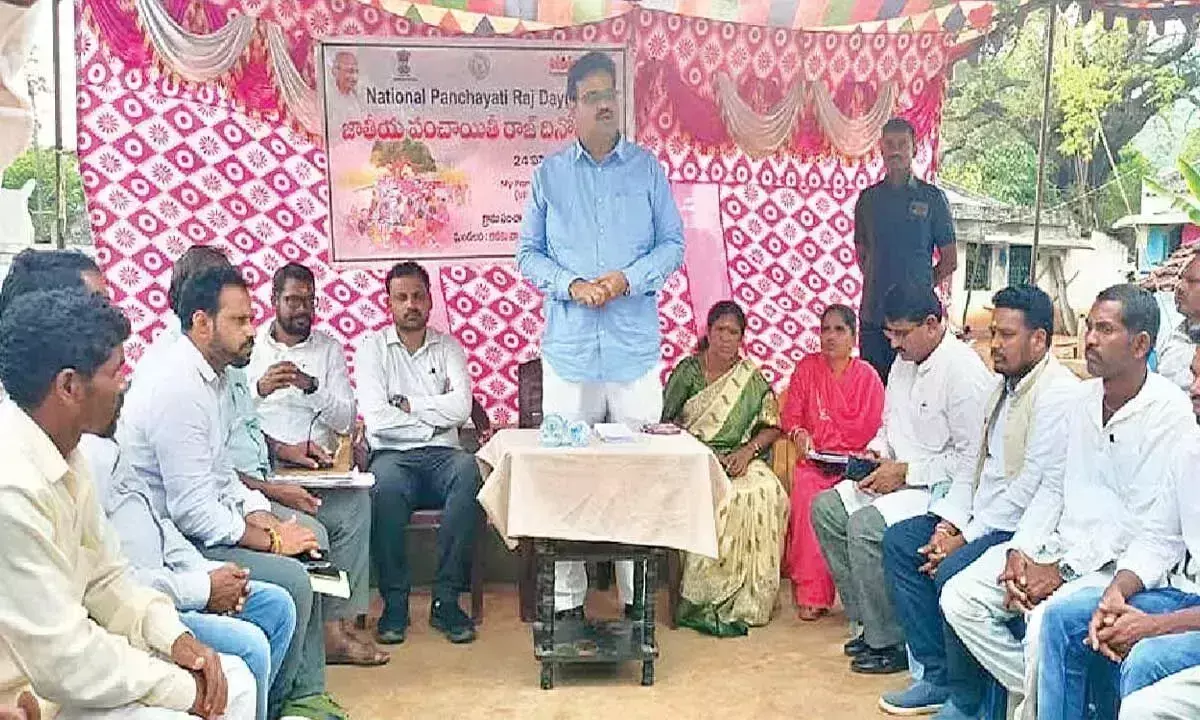 Andhra: दूरदराज के आदिवासी परिवारों तक लाभ पहुंचाने पर जोर
