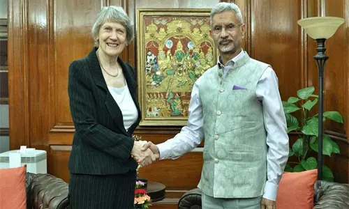 विदेश मंत्री Jaishankar ने न्यूजीलैंड की पूर्व प्रधानमंत्री से बातचीत की विदेश मंत्री Jaishankar ने न्यूजीलैंड की पूर्व प्रधानमंत्री से बातचीत की