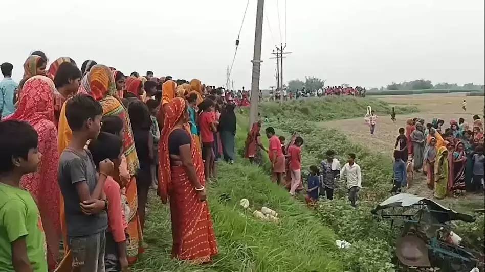 ठेले वाले की हत्या का खुलासा, कटा हुआ सिर के साथ कातिल अरेस्ट ठेले वाले की हत्या का खुलासा, कटा हुआ सिर के साथ कातिल अरेस्ट