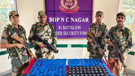 BSF ने सीमा पार तस्करी पर कसा शिकंजा, हेरोइन, हथियार और ड्रोन बरामद BSF ने सीमा पार तस्करी पर कसा शिकंजा, हेरोइन, हथियार और ड्रोन बरामद
