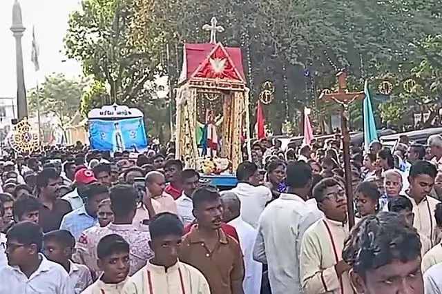 लूर्डेस की माता के मंदिर की 148वीं वर्षगांठ लूर्डेस की माता के मंदिर की 148वीं वर्षगांठ