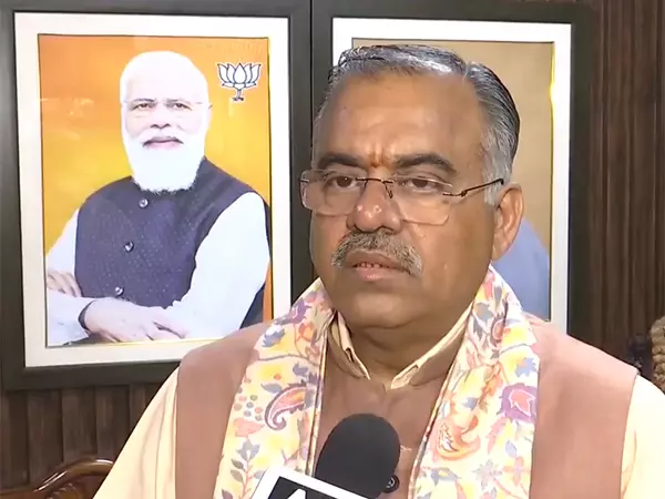 संधि तभी मायने रखती है, जब विश्वास हो: जरदारी की टिप्पणी पर BJP सांसद तरुण चुघ संधि तभी मायने रखती है, जब विश्वास हो: जरदारी की टिप्पणी पर BJP सांसद तरुण चुघ