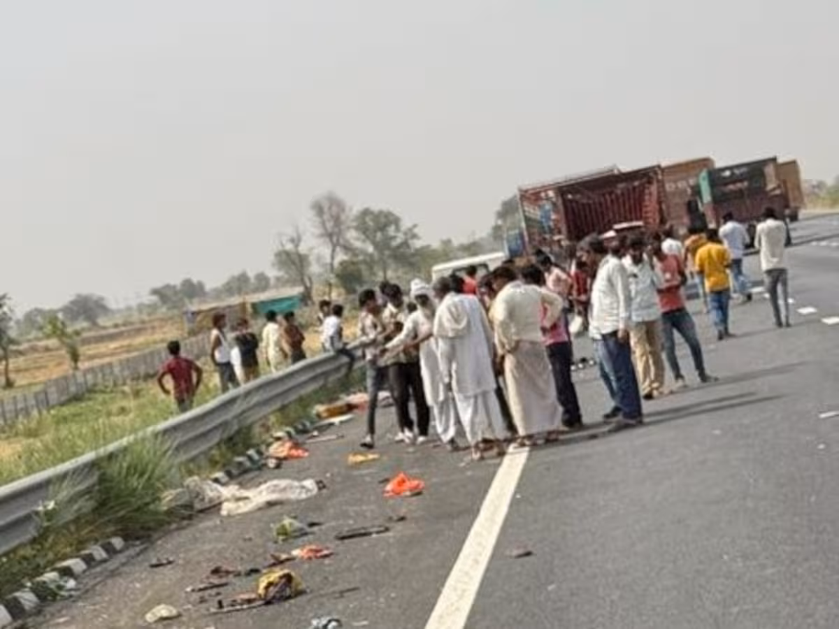 Haryana: नूंह हादसे में छह सफाई कर्मचारियों की दर्दनाक मौत, पांच की हालत गंभीर Haryana: नूंह हादसे में छह सफाई कर्मचारियों की दर्दनाक मौत, पांच की हालत गंभीर