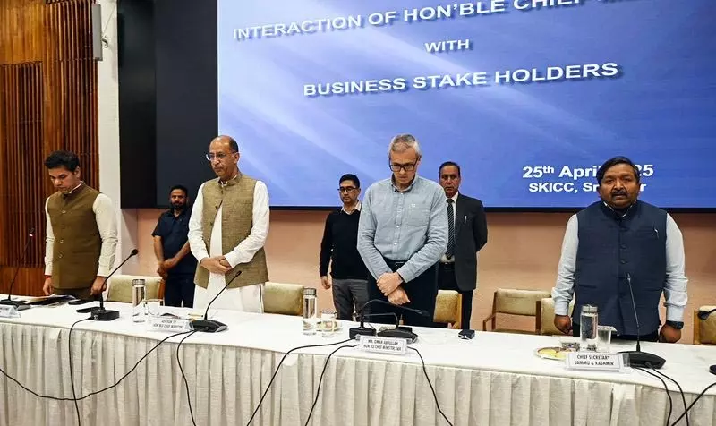 सिंधु जल संधि जम्मू-कश्मीर के लोगों के लिए ‘सबसे अनुचित’: CM Omar सिंधु जल संधि जम्मू-कश्मीर के लोगों के लिए ‘सबसे अनुचित’: CM Omar