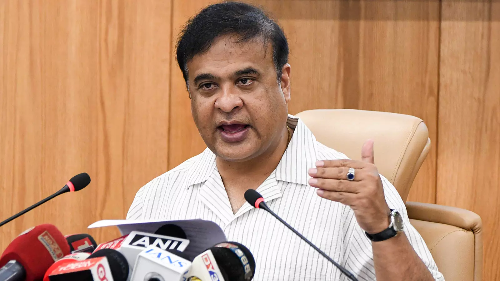 Assam के मुख्यमंत्री ने ‘पाकिस्तान समर्थक’ समर्थकों के खिलाफ एनएसए की चेतावनी दोहराई Assam के मुख्यमंत्री ने ‘पाकिस्तान समर्थक’ समर्थकों के खिलाफ एनएसए की चेतावनी दोहराई