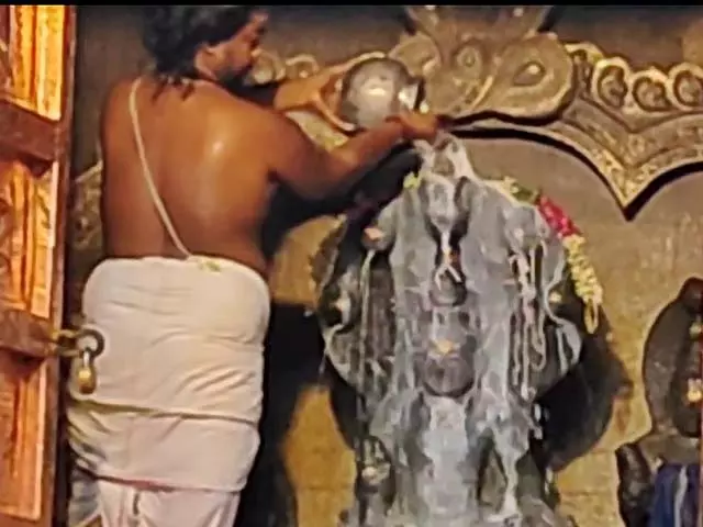 राहु कुंभ राशि में और केतु सिंह राशि में गोचर करेगा राहु कुंभ राशि में और केतु सिंह राशि में गोचर करेगा