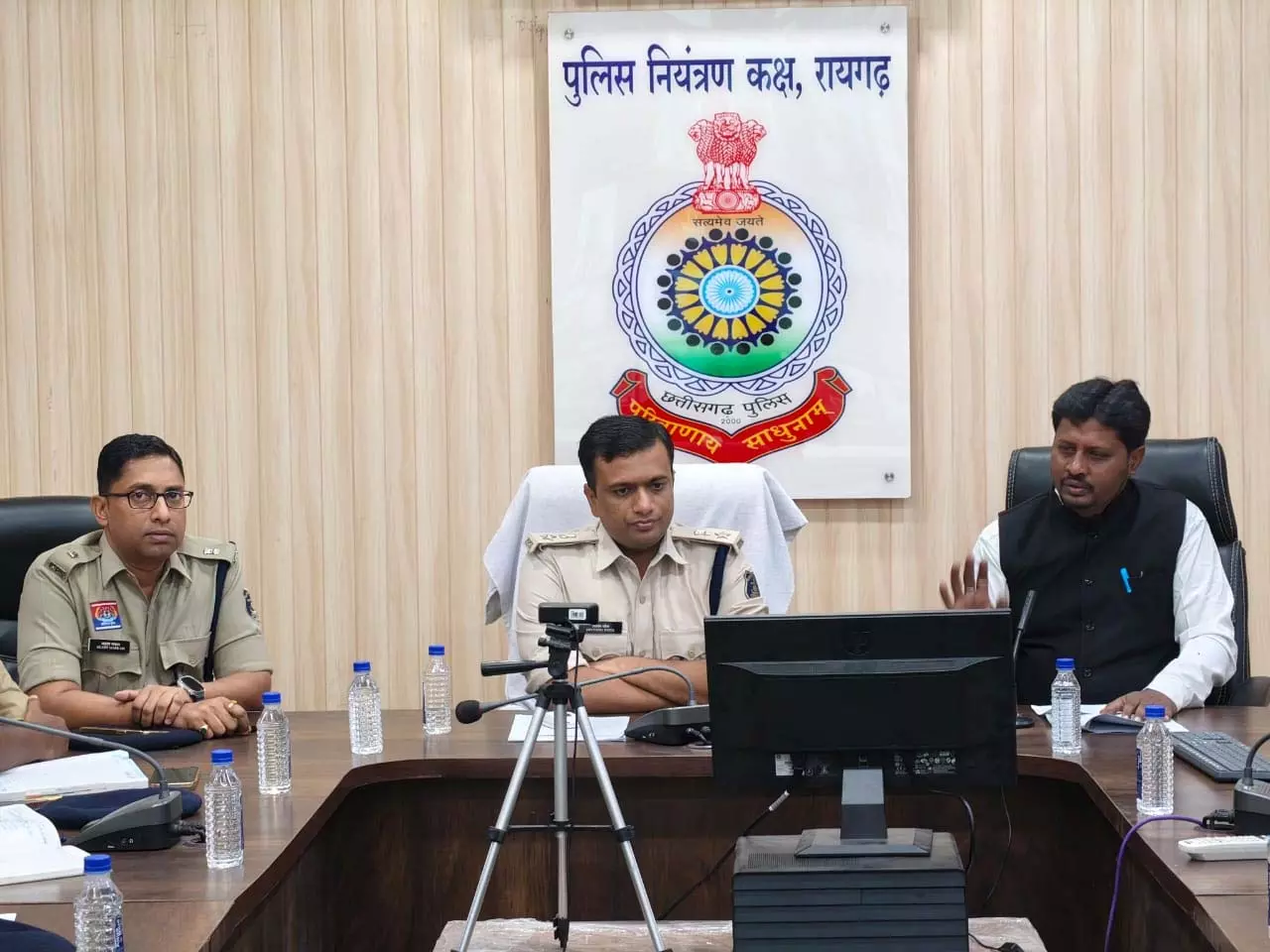 रायगढ़ पुलिस कंट्रोल रूम में सड़क दुर्घटनाओं और मुआवजा दावों पर केंद्रित कार्यशाला आयोजित रायगढ़ पुलिस कंट्रोल रूम में सड़क दुर्घटनाओं और मुआवजा दावों पर केंद्रित कार्यशाला आयोजित