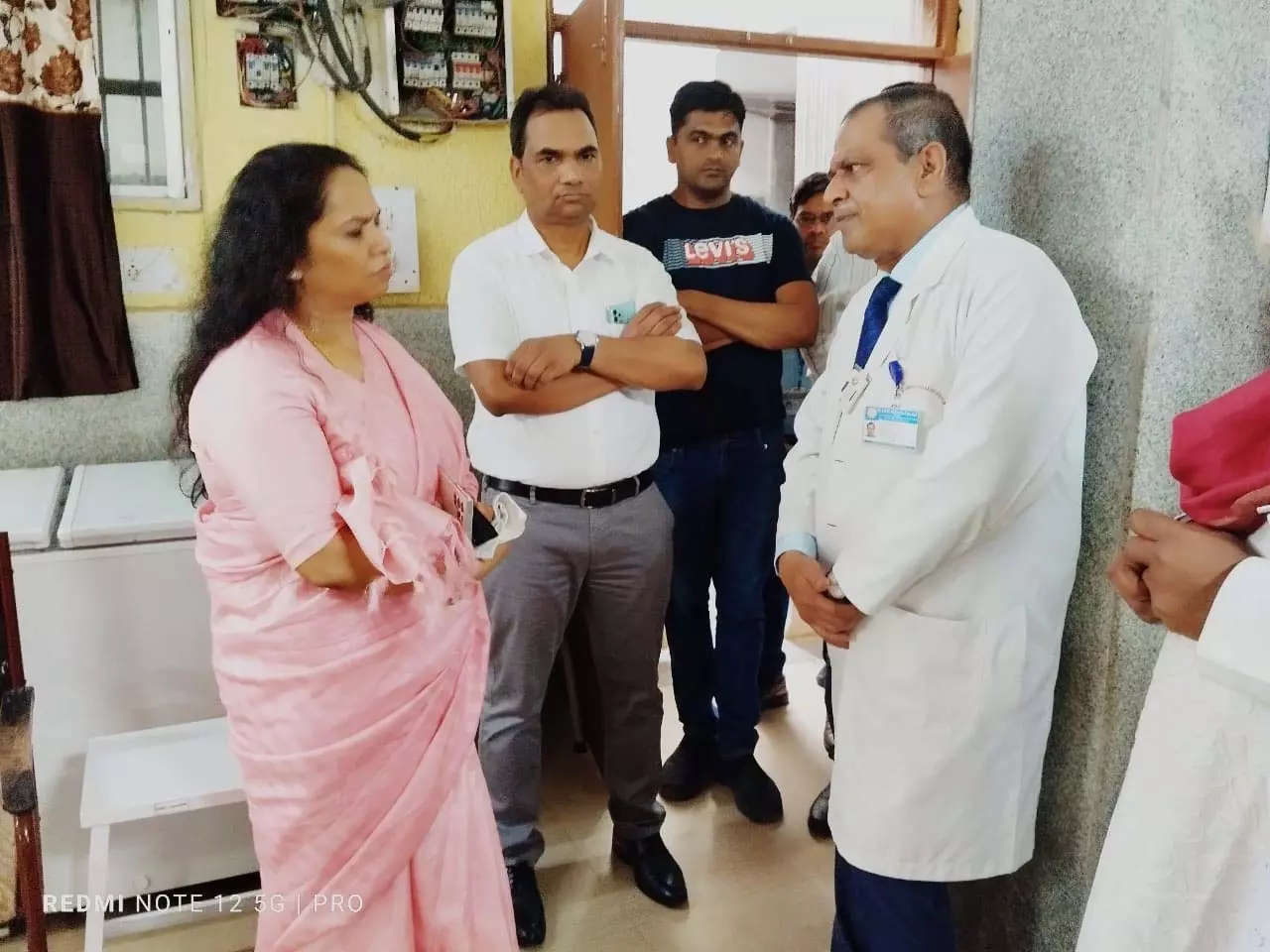 आयुक्त चिकित्सा शिक्षा शिखा राजपूत तिवारी ने अंबेडकर अस्पताल का किया निरीक्षण आयुक्त चिकित्सा शिक्षा शिखा राजपूत तिवारी ने अंबेडकर अस्पताल का किया निरीक्षण
