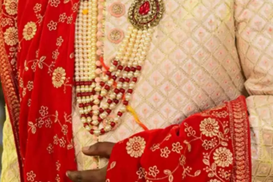 दलित व्यक्ति की बारात पर जाति आधारित हमला, हिंसा दलित व्यक्ति की बारात पर जाति आधारित हमला, हिंसा