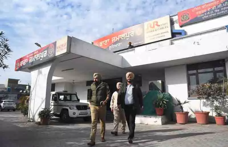 Ludhiana: छेड़छाड़ के खिलाफ अभियान में 436 चालान Ludhiana: छेड़छाड़ के खिलाफ अभियान में 436 चालान