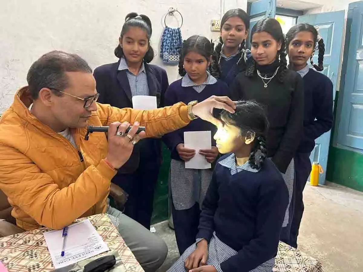 Chandigarh: छात्रों के लिए निःशुल्क नेत्र शिविर का आयोजन Chandigarh: छात्रों के लिए निःशुल्क नेत्र शिविर का आयोजन