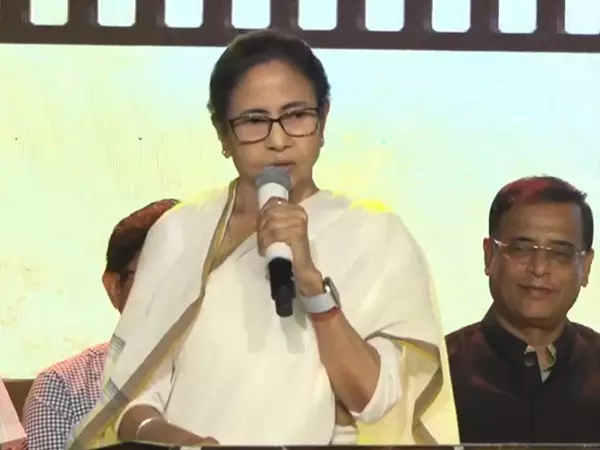 CM ने की पहलगाम आतंकी हमले के पीड़ितों के परिवारों के लिए 10 लाख रुपये मुआवजे की घोषणा CM ने की पहलगाम आतंकी हमले के पीड़ितों के परिवारों के लिए 10 लाख रुपये मुआवजे की घोषणा