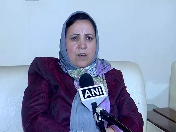 किसी घटना के कारण छात्रों को दोषी नहीं ठहराया जाना चाहिए: J&K मंत्री सकीना इटू किसी घटना के कारण छात्रों को दोषी नहीं ठहराया जाना चाहिए: J&K मंत्री सकीना इटू