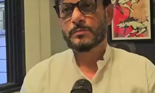 मैं हिंदुस्तानी मुस्लिम हूं, जरूरत पड़ी तो सरहद पर जाऊंगा: वारिस पठान मैं हिंदुस्तानी मुस्लिम हूं, जरूरत पड़ी तो सरहद पर जाऊंगा: वारिस पठान