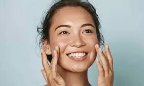Skin care: दही में मिलाकर लगाएं ये 5 चीजें, गर्मियों में भी चांद जैसी दिखेंगी निखरी त्वचा