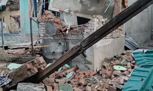 Pahalgam attack विस्फोट में दो लश्कर आतंकवादियों के घर नष्ट