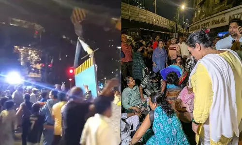 Mumbai : 125 साल पुराने एलफिंस्टन ब्रिज को गिराए जाने के खिलाफ निवासियों का विरोध प्रदर्शन