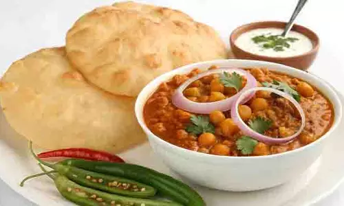 Todays recipe: लंच में झटपट तैयार करें छोले-भटूरे, यहां जानें  विधि