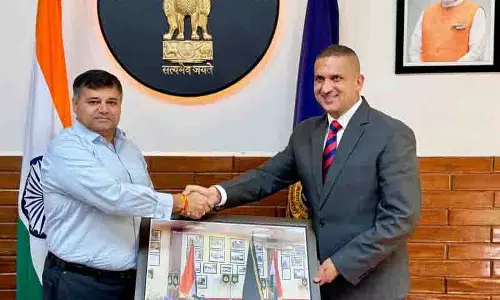 Attari में सीमा शुल्क विरासत को समर्पित चित्रात्मक श्रद्धांजलि का अनावरण
