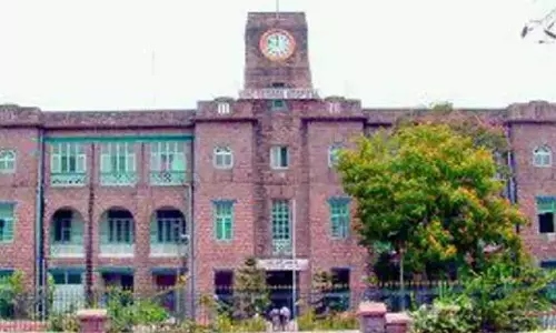 ड्यूटी पर न आने के कारण KGH के 12 डॉक्टरों को नोटिस जारी किया