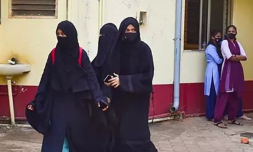 भटकल में 15 पाकिस्तानी नागरिक: फिलहाल प्रत्यर्पण नहीं भटकल में 15 पाकिस्तानी नागरिक: फिलहाल प्रत्यर्पण नहीं