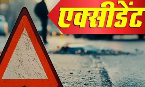 Hardoi: हादसे में बैलगाड़ी सवार महिला की मौत, पति गंभीर रूप से घायल Hardoi: हादसे में बैलगाड़ी सवार महिला की मौत, पति गंभीर रूप से घायल