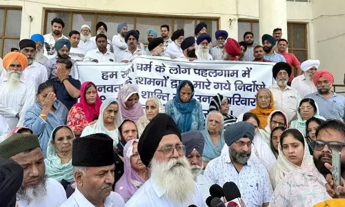 Panipat निवासियों ने आतंकवादियों के खिलाफ सख्त कार्रवाई की मांग की Panipat निवासियों ने आतंकवादियों के खिलाफ सख्त कार्रवाई की मांग की