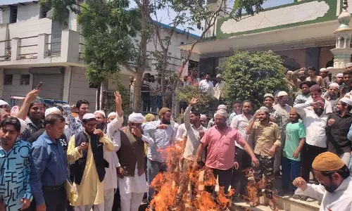 Karnal में पहलगाम हादसे पर शोक, व्यापारियों ने दुकानें बंद रखीं