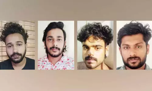 ट्रांसजेंडर का स्कूटर चुराने के आरोप में संदिग्ध गिरफ्तार ट्रांसजेंडर का स्कूटर चुराने के आरोप में संदिग्ध गिरफ्तार