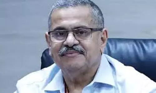 Kerala के मुख्य प्रधान सचिव केएम अब्राहम के खिलाफ एफआईआर दर्ज की Kerala के मुख्य प्रधान सचिव केएम अब्राहम के खिलाफ एफआईआर दर्ज की