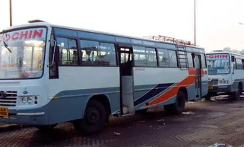KSRTC को नहीं मिला वादा किया गया फंड, जर्जर बसों से बढ़ी मुश्किलें