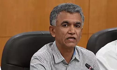 कर्नाटक के राजस्व मंत्री ने कहा कि सुप्रीम कोर्ट के आदेश के बाद अवैध लेआउट जब्त किए जाएंगे और डिजिटल भूमि सुधार शुरू किए जाएंगे कर्नाटक के राजस्व मंत्री ने कहा कि सुप्रीम कोर्ट के आदेश के बाद अवैध लेआउट जब्त किए जाएंगे और डिजिटल भूमि सुधार शुरू किए जाएंगे