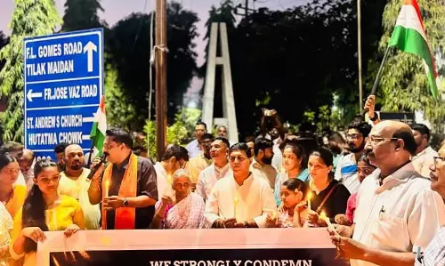 Vasco विधायक कृष्ण साल्कर ने पहलगाम हत्याकांड के खिलाफ विरोध प्रदर्शन का नेतृत्व किया