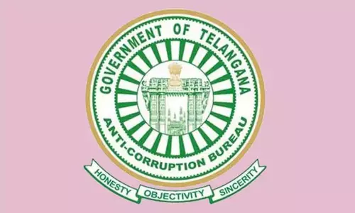 ACB ने कालेश्वरम ENC हरिराम के घर पर छापा मारा ACB ने कालेश्वरम ENC हरिराम के घर पर छापा मारा