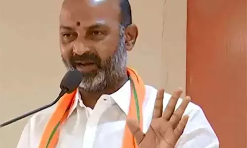 पाकिस्तान की रीढ़ की हड्डी में सिहरन पैदा करने वाली कार्रवाई: केंद्रीय मंत्री बंदी संजय पाकिस्तान की रीढ़ की हड्डी में सिहरन पैदा करने वाली कार्रवाई: केंद्रीय मंत्री बंदी संजय