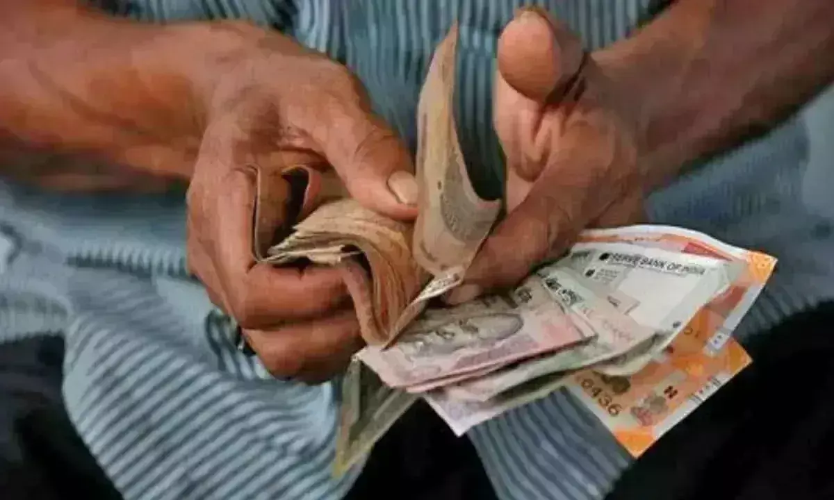 Andhra: पेंशनभोगियों को बकाया भुगतान की मांग