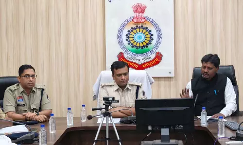 रायगढ़ पुलिस कंट्रोल रूम में सड़क दुर्घटनाओं और मुआवजा दावों पर केंद्रित कार्यशाला आयोजित