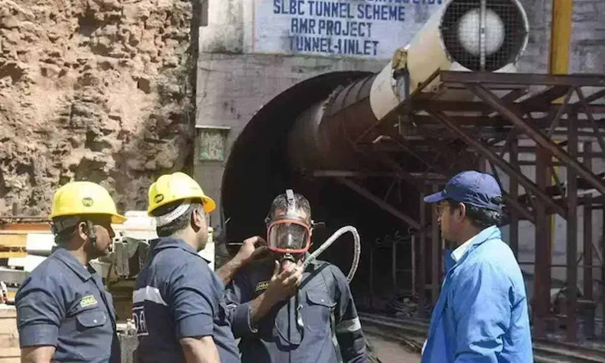 तेलंगाना SLBC सुरंग दुर्घटना में बचाव कार्य रोका गया तेलंगाना SLBC सुरंग दुर्घटना में बचाव कार्य रोका गया