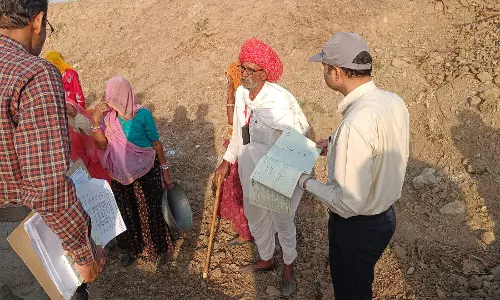 Ajmer में जिला कलेक्टर ने नरेगा कार्यों का निरीक्षण कर दिए गर्मी से बचाव के निर्देश