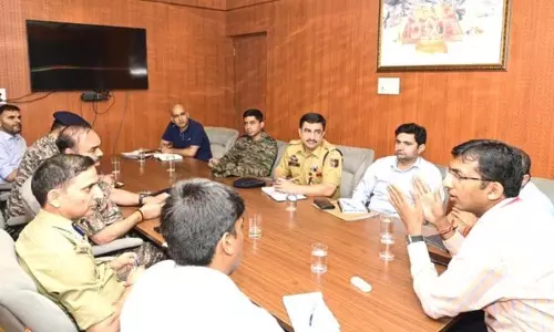 Jammu: श्राइन बोर्ड ने संयुक्त सुरक्षा समीक्षा की Jammu: श्राइन बोर्ड ने संयुक्त सुरक्षा समीक्षा की