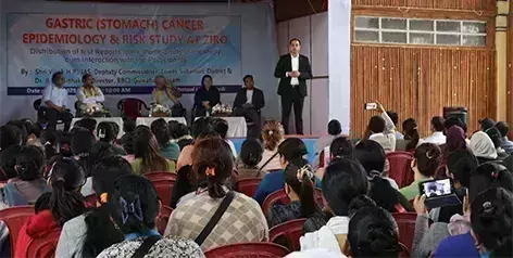पेट के कैंसर की रोकथाम के लिए नियमित स्वास्थ्य जांच और जागरूकता जरूरी: Study पेट के कैंसर की रोकथाम के लिए नियमित स्वास्थ्य जांच और जागरूकता जरूरी: Study
