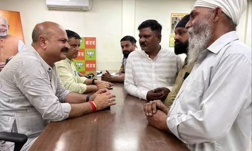 Jammu: युद्धवीर सेठी-सुरिंदर भगत ने लगाया जनता दरबार
