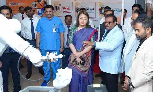 Hyderabad: दो दिवसीय अंतर्राष्ट्रीय शिखर सम्मेलन और लाइव कार्यशाला 2025 का उद्घाटन Hyderabad: दो दिवसीय अंतर्राष्ट्रीय शिखर सम्मेलन और लाइव कार्यशाला 2025 का उद्घाटन